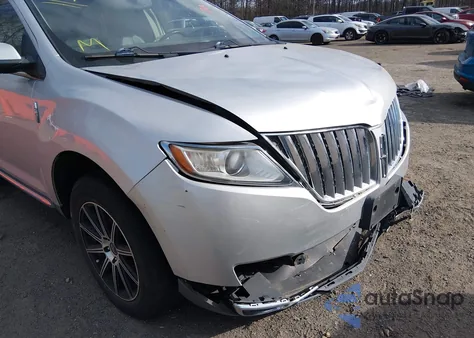 2015 Lincoln Mkx z USA, uszkodzony, nr VIN 2LMDJ6JK5FBL33335